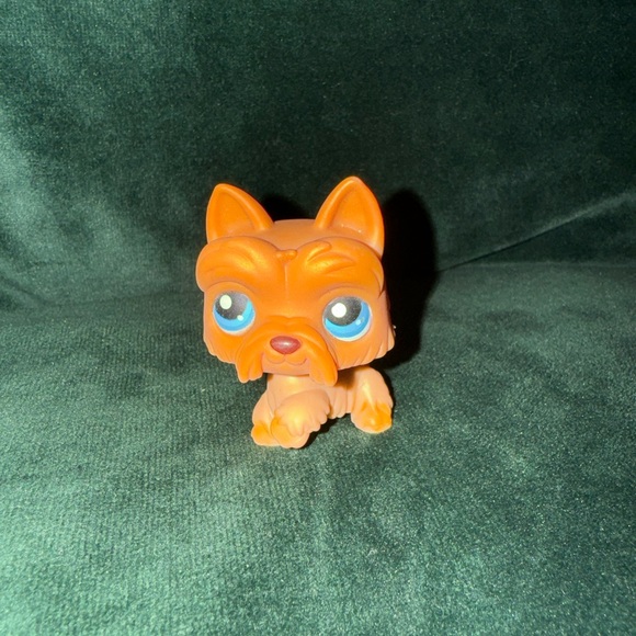 LPS #249 Scottie Dog - Picture 1 of 4